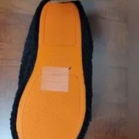 H392-MEOW-NWT Dearfoams Black/Orange Cat Slippers W9-10/M7-8 Cozy Slippers - Picture 5 of 6